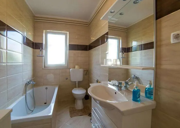 In Pore With Swimming Pool Holiday home Porec