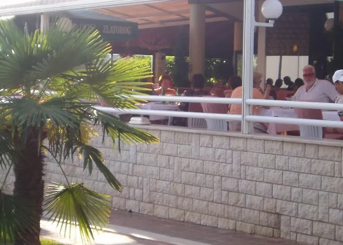 Holiday home In Pore With Swimming Pool