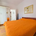 Casa vacanze In Pore With Swimming Pool